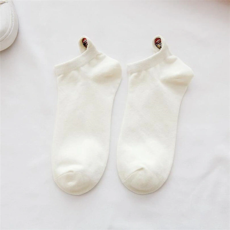 Custom Spring and Summer Embroidered Combed Cotton Socks Cartoon Sports Korean Casual Men's Boat Socks