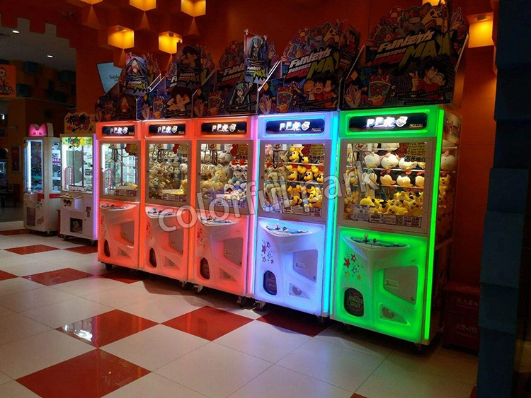 Colorful Park PP Tiger Coin Operated Arcade Machines Claw Crane Machine