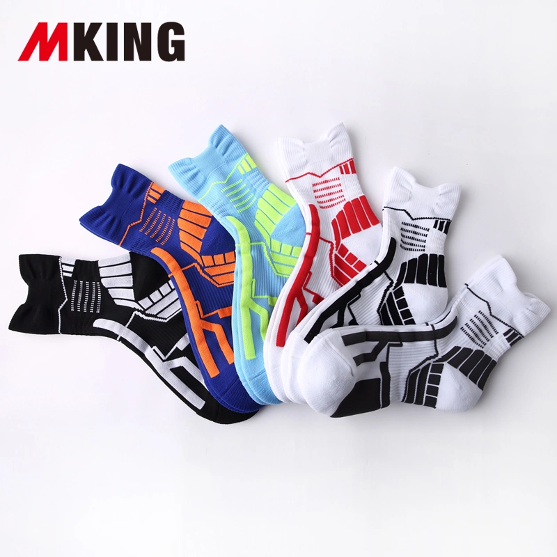 Thick Padded Hiking Crew Sock Cushioned Basketball Dri-Fit Athletic Compression Sports Nylon Training Socks