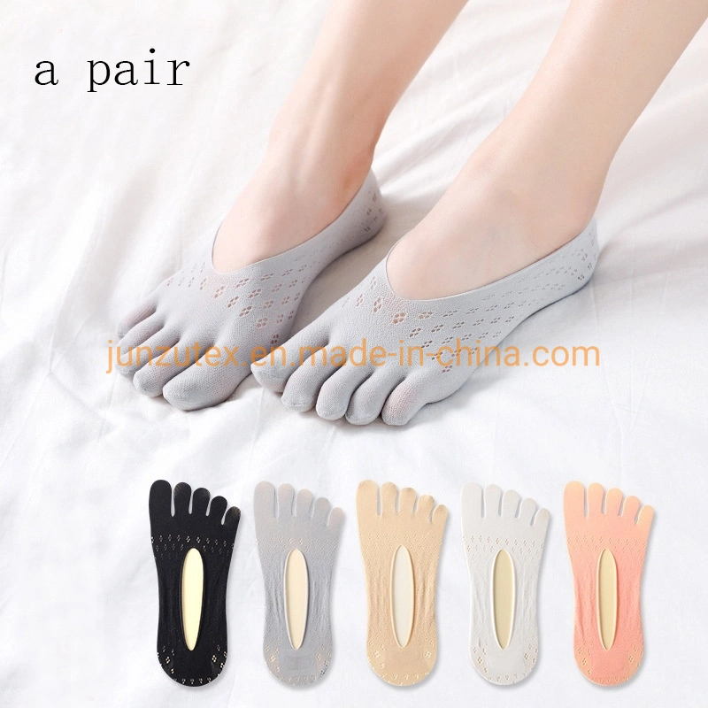 Women Yoga Socks Toe Socks Brand Quality Yoga Socks for Women Non Slip with Grips Barre Pilates Socks Shoes Gym Socks
