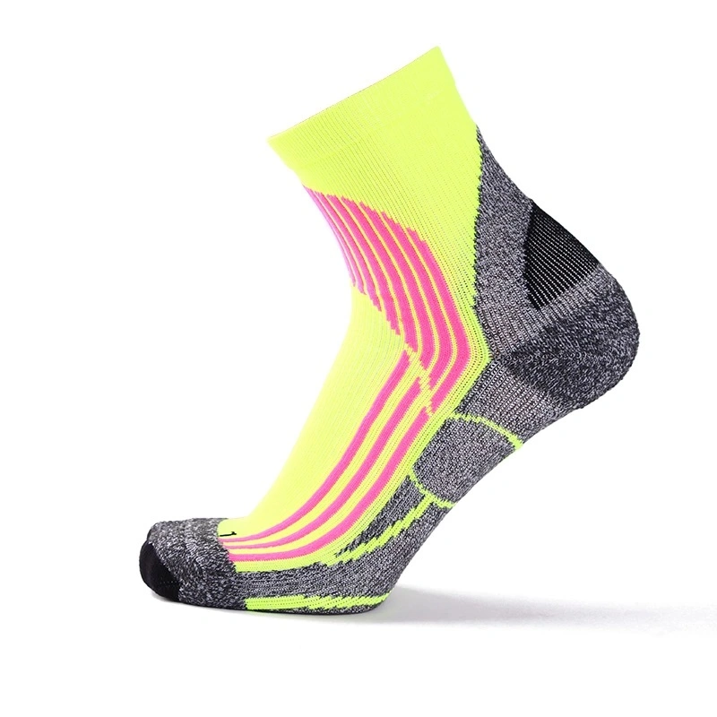 Running Custom Logo Crew Sport Socks Comfort Breathable Men Athletic Socks Compression Socks