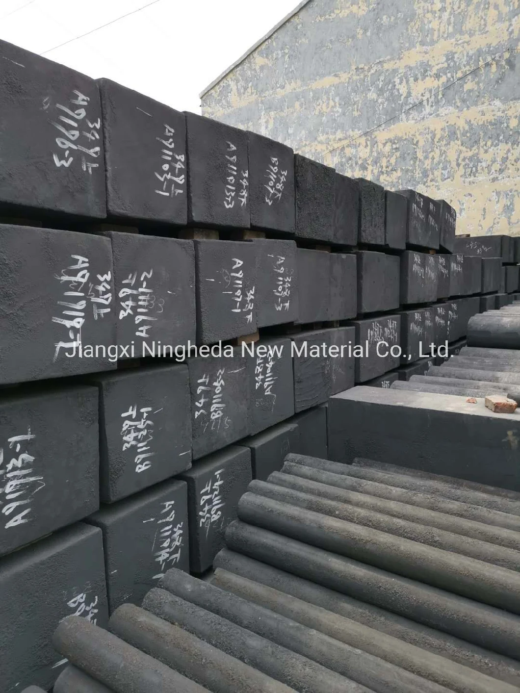 Artifical Carbon Extruded Graphite Rod Graphite Electrode for Processing Crucible