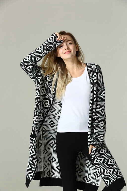 Female Fashion Geometric Figure Pattern Knitting Jacquard Cardigan with Pokets