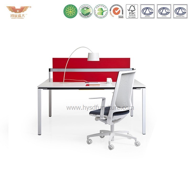 Faced to Faced Simple Office Partition with Red Dividers