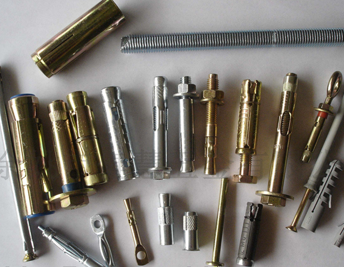 Various Sizes of Gecko Bolts and Anchor Bolts of