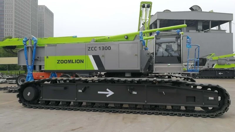 Hot Sale Zoomlion 130 Ton Large Size Telescopic Boom Crawler Crane Zcc1300 with 209kw Weichai Engine