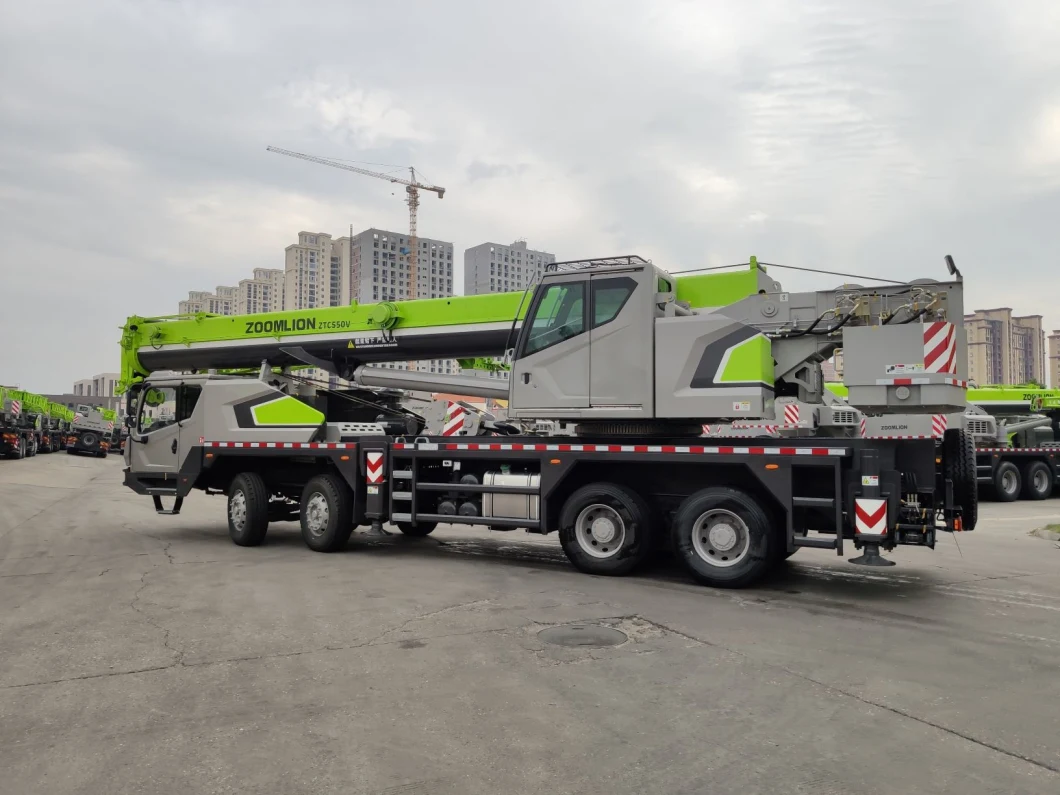 Zoomlion 55 Ton Hydraulic Truck Cranes with Weichai Diesel Engine