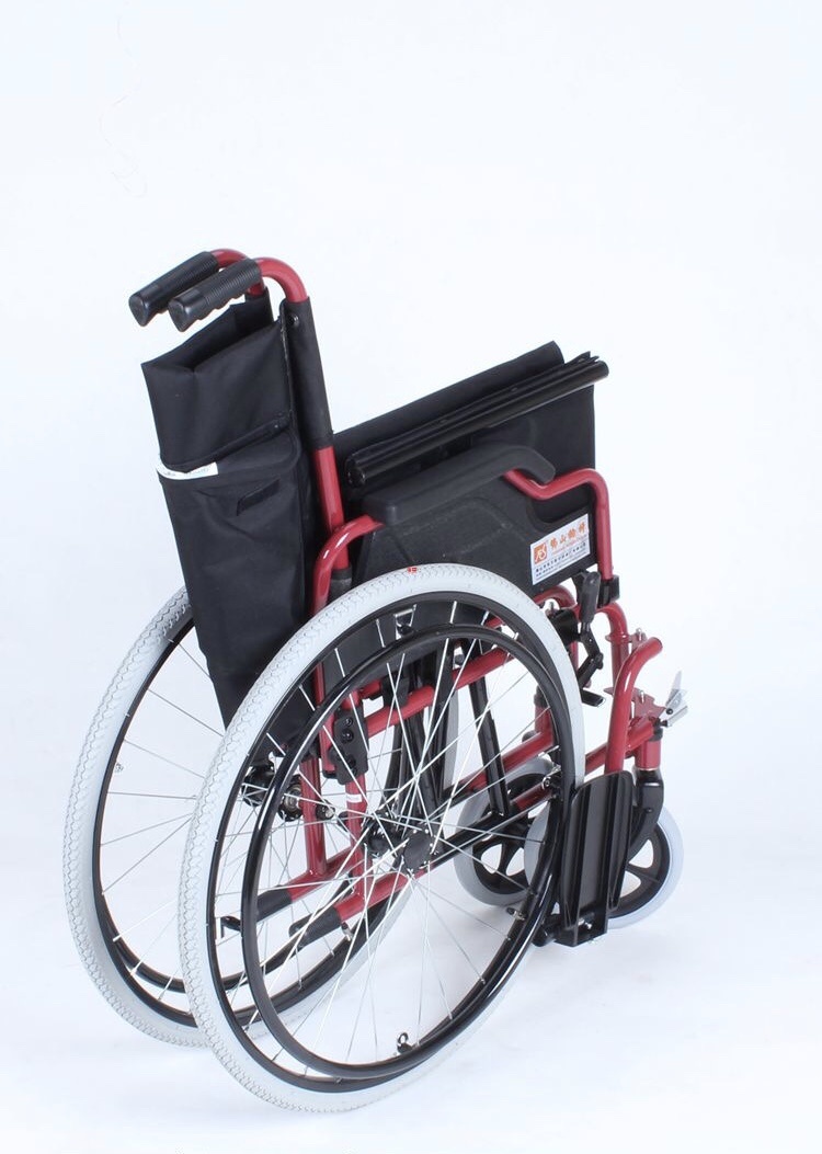Manual Wheelchair with Flip up Armrest and Swing Away Footrest