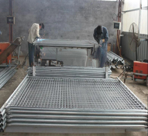 Australia and Canada Standard Powder Coated Steel Safety Temporary Fence / Construction Temporary Fence