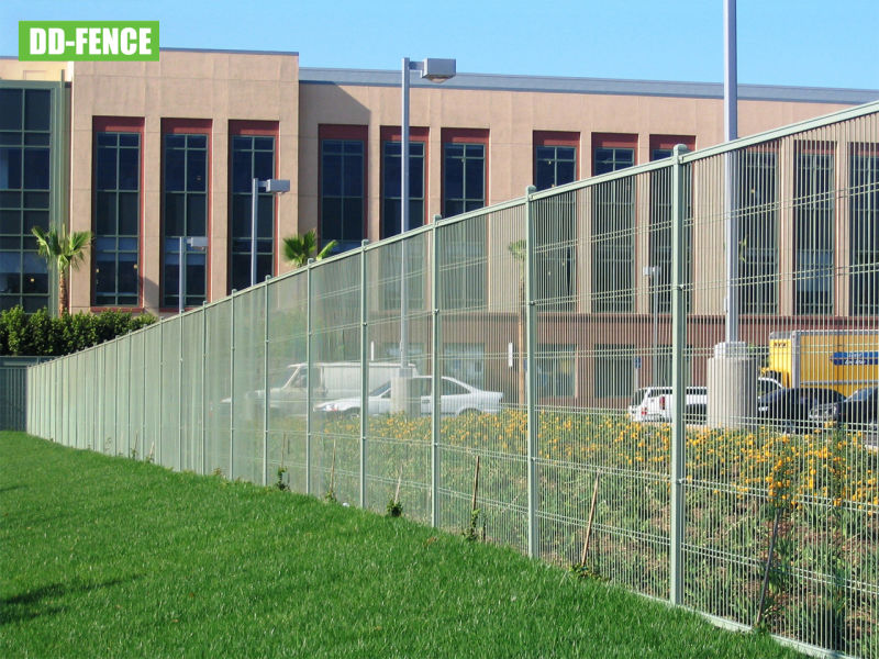 Powder Coated Curved Welded Wire Mesh Fence Greenhouse Fencing for Airport Commercial Area Prison
