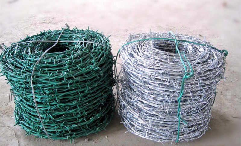 Galvanized Decorative Barbed Wire Fencing/Barbed Wire