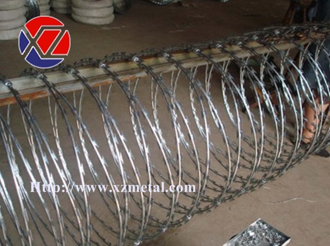Galvanized Cross Type Razor Barbed Wire Bto-22