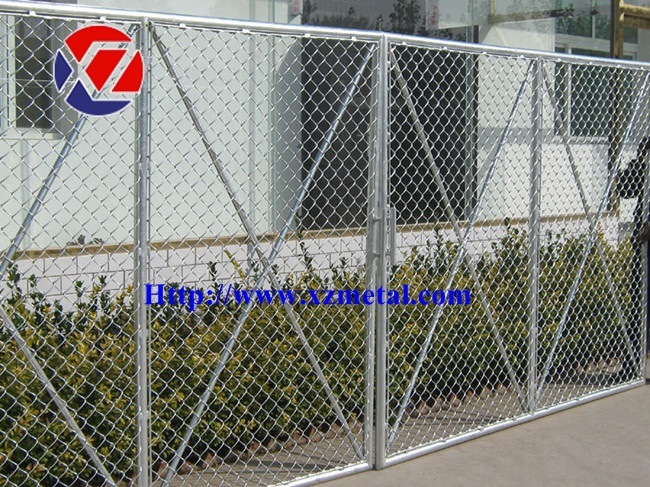 6 Foot 9 Gauge PVC Galvanized Chain Link Wire Fence