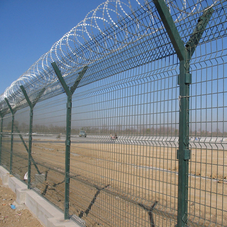 PVC Coated Cbt-65 Flat Razor Barbed Wire Fence