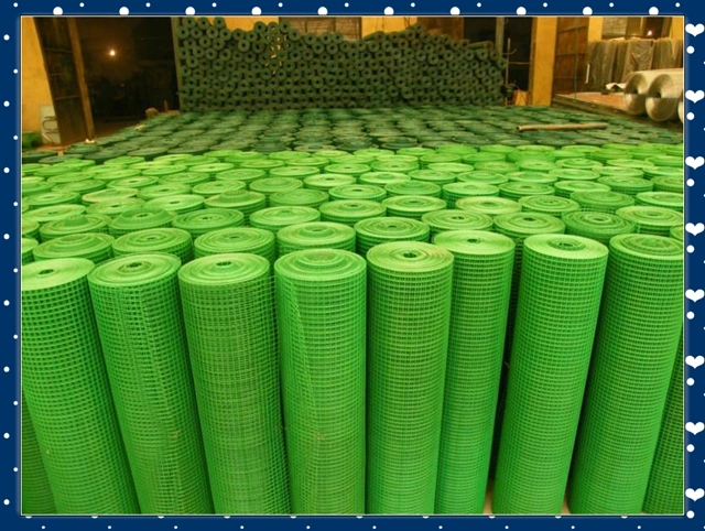 China Factory Galvanized / PVC Coated Welded Wire Mesh (20years factory & ISO9001 Approved)
