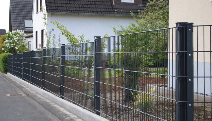 Decorative Nylofor 2D Fencing Design Double Welded Wire Mesh Basketball Court Fence