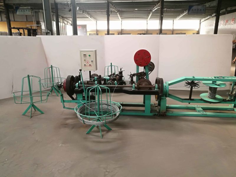 Barbed Wire Fence Use Barbed Wires Making Machine