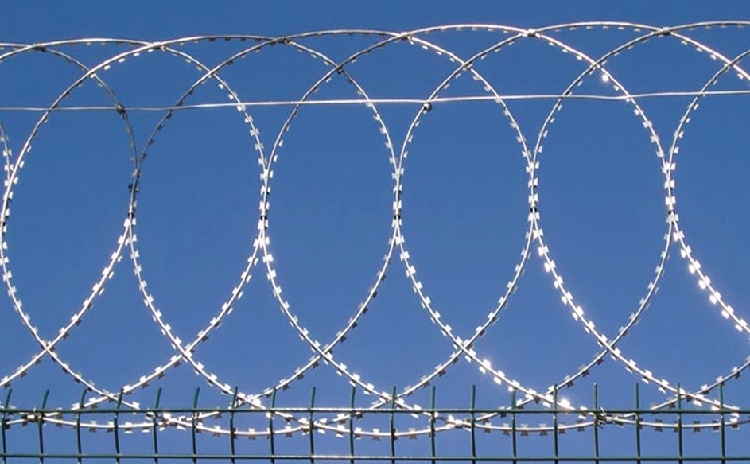 Anti Climb Iron Fence Concertina Razor Barbed Wire
