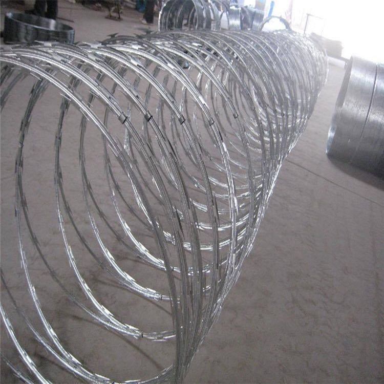 Factory supply Razor barbed wire fence, anti-theft barbed wire mesh