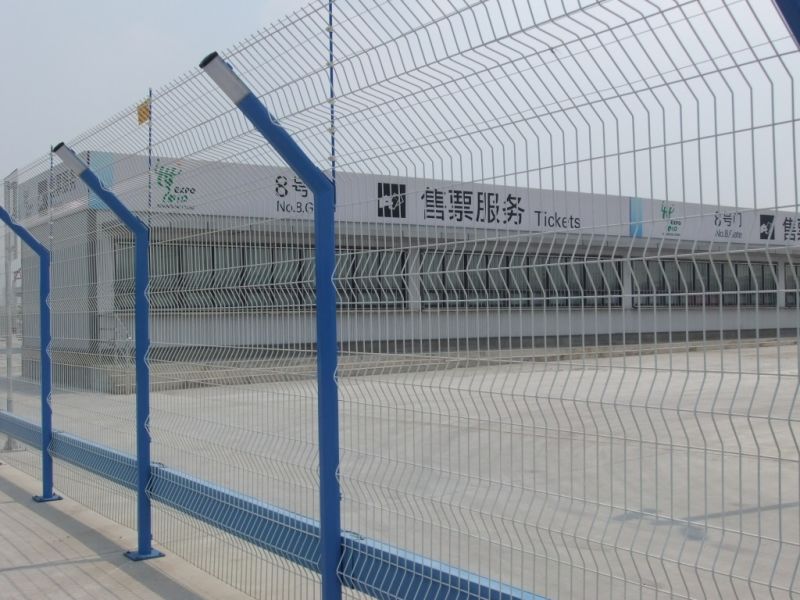 Welded PVC Coated Security Wire Mesh Garden Fence