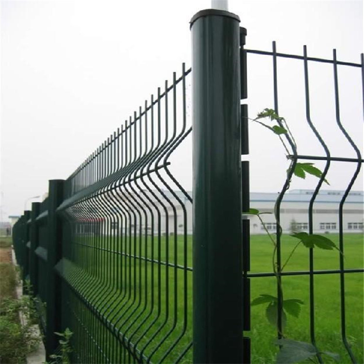 Popular PVC Coated Holland Mesh Fence/Wave Fence Mesh