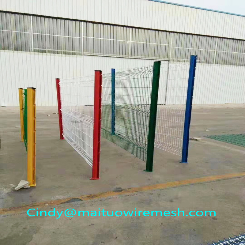 PVC Coated Welded Wire Mesh Triangle Fence 3V 3D Fence