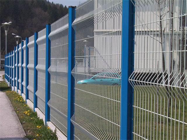 Metal Security Fencing 3D Curved Fence Industrial Fence Site Fencing