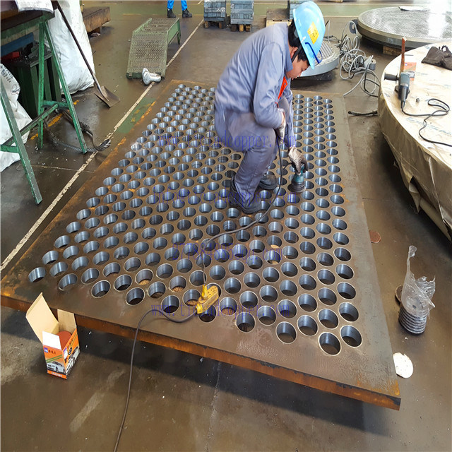 Perforated Hole Chamber/Punched Plate/