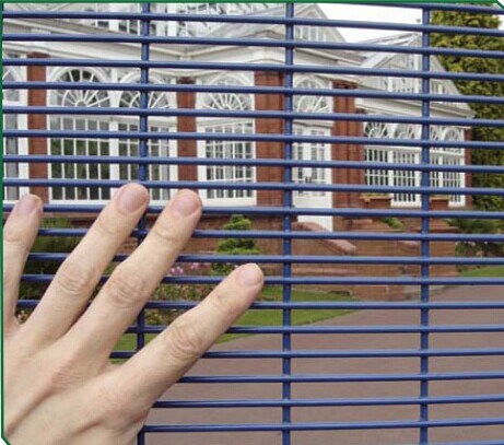 Hot Selling PVC Coated Welded Wire Mesh Fence Panels