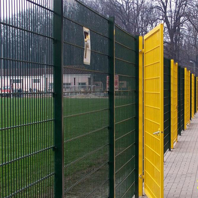 China Professional Fence Factory Double Loop Wire Fence for Sale