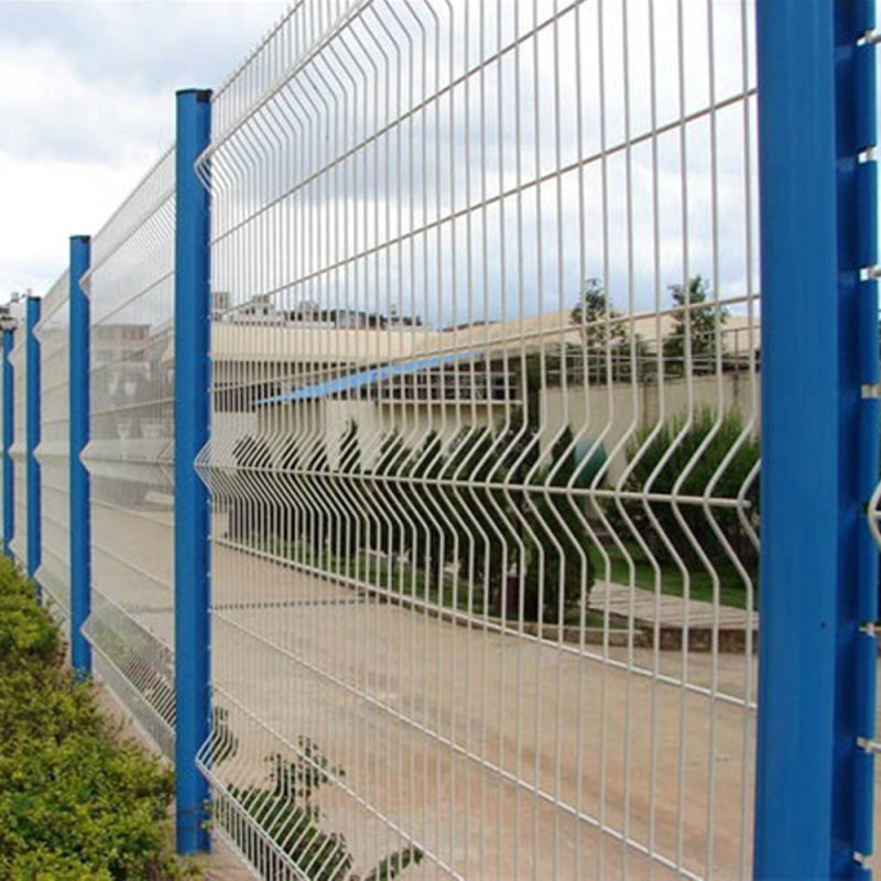 Galvanized Decorative Barbed Green Welded Wire Mesh Fence
