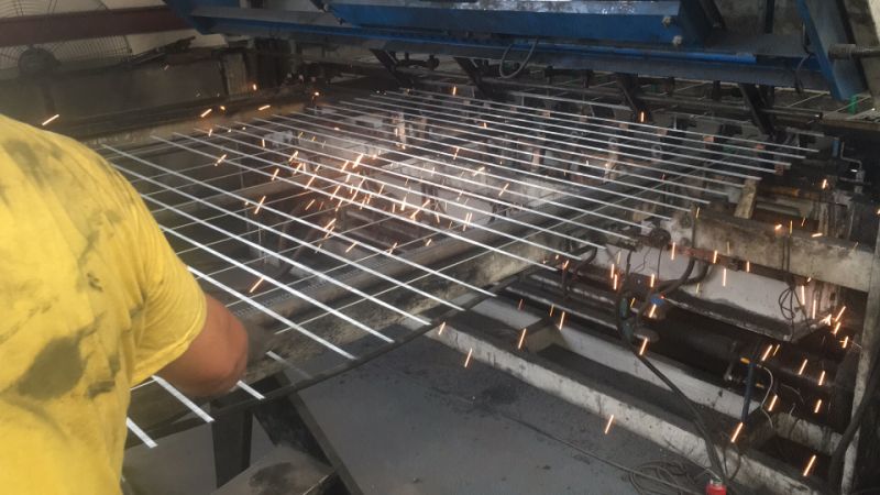 Reinforcing Mesh /Welded Wire Mesh for Construction (ISO9001)