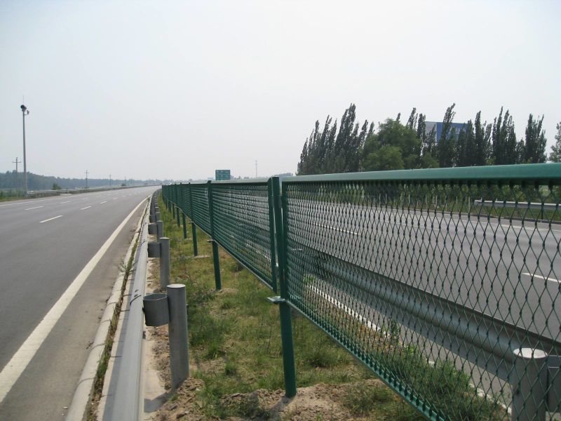 High Quality Low Carbon Steel Wire Mesh Expanded Metal Mesh