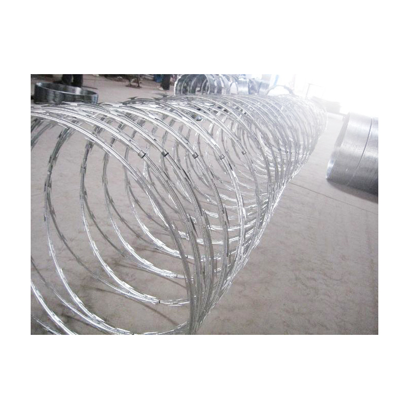 Beautiful Straight / Single Coil Fence Security Wire, Sharp Razor Barbed Wire Fence
