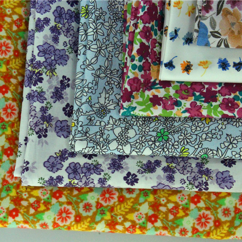 Small Floral Printed 100% Cotton Fabric for Textile Fabric