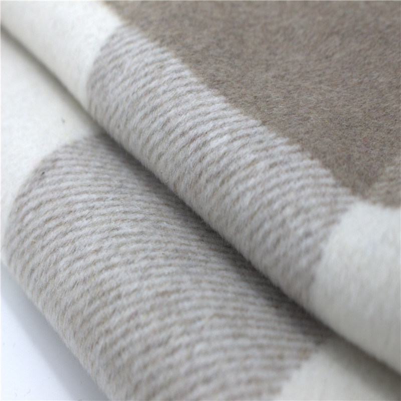 Home Textile Garment Fabric Polyester Fabric Woven Fabric Garment Fabric Sofa Fabric