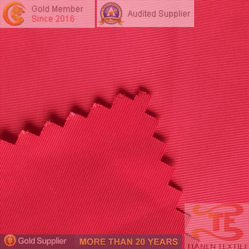 75D*150d Weft Twist Imitation Memory Fabric for Garments