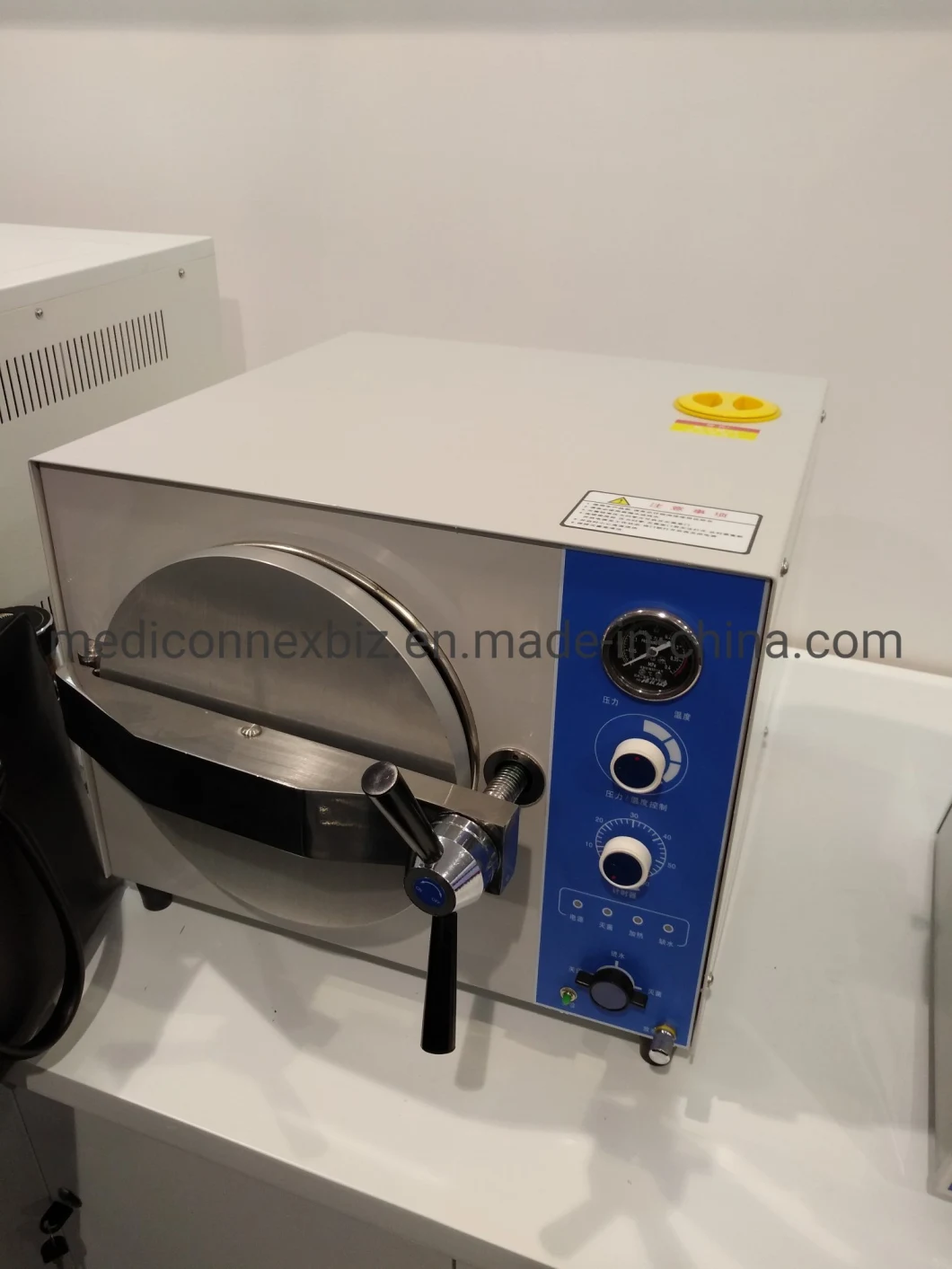 Table Top Steam Sterilizer Fully Automatic Microcomputer Type Hq-Xd35DV