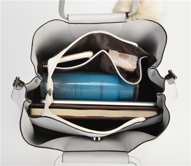 Guangzhou Factory Fashion Designer Tote Handbags PU Leather Lady Handbags