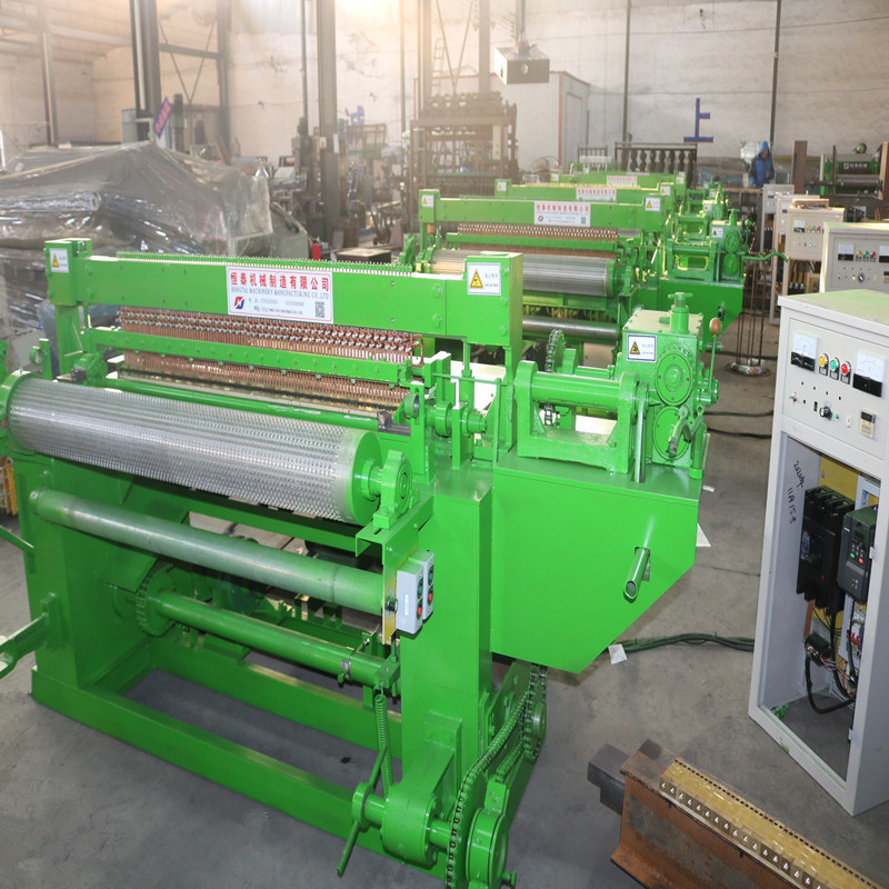 South Africa 6 Sets Full Automatic Welded Wire Mesh Roll Making Machine