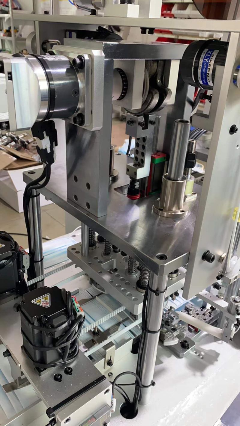 Fully Automatic Production Line Nonwoven Flat 3 Layer Mask Machine