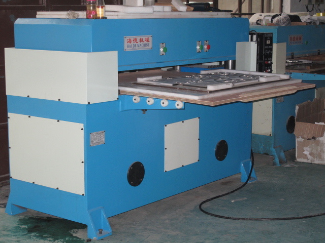 30t Hydraulic Cutting Machine for Leather Shoes/Bags