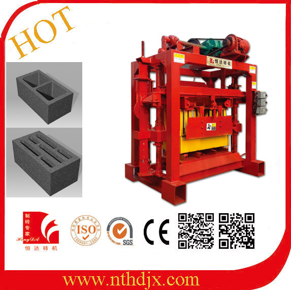 Qt2-15 Small Cement Brick Making Machine for Africa