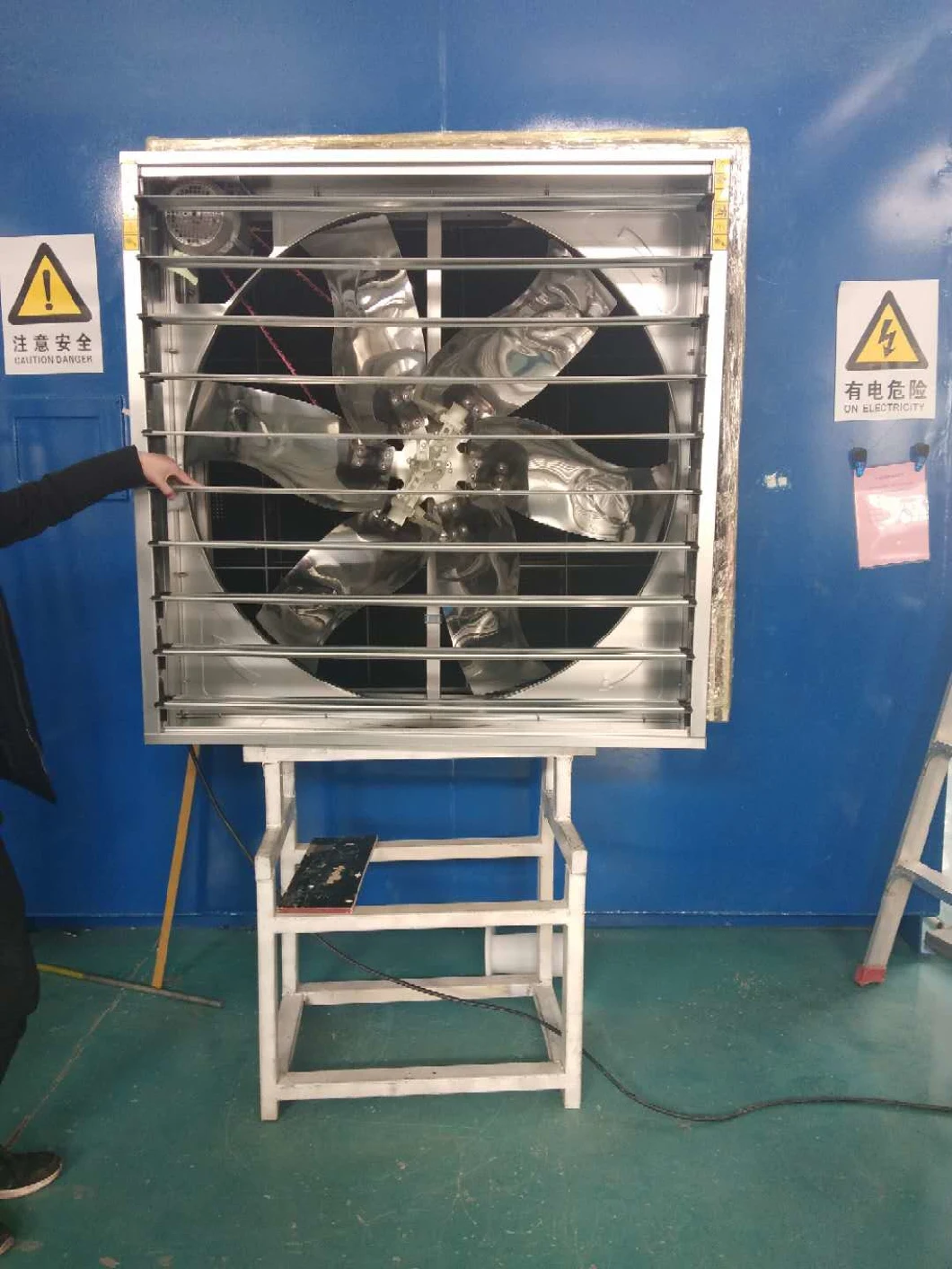 China Fan Exhaust Factory Axial Fan Blade Electric Fan