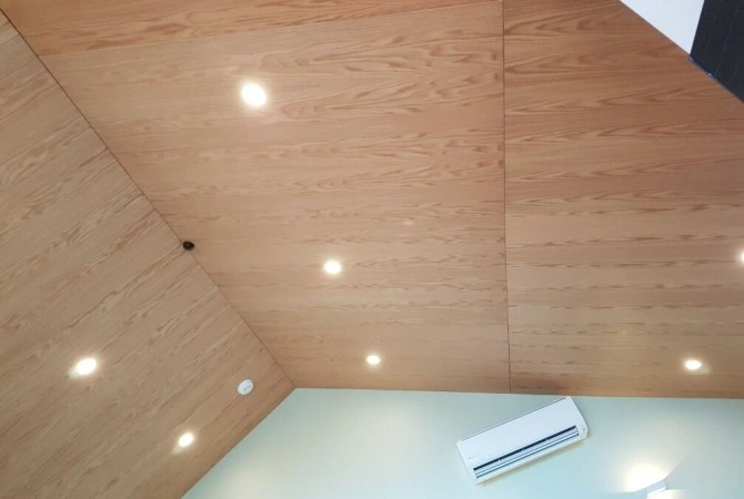 Oak Natural Wood Slice Cut Veneer Roof Ceiling Decorative Panels