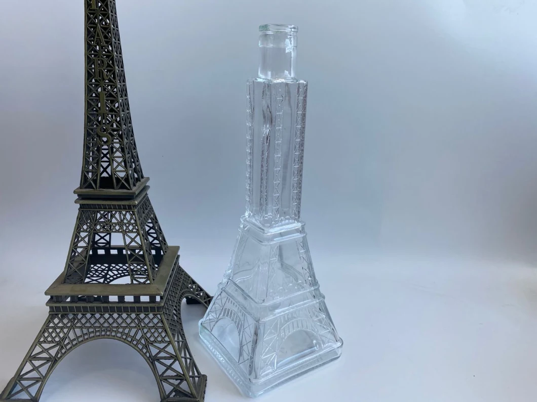 Eiffel Tower Shaped Wine/Liquor/Spirit Glass Bottle for Whiskey/Whisky/Brandy/Vodka