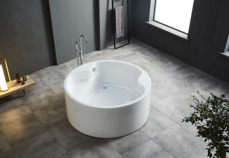 Channing Hot Sell Round Bathtub Good Quality Acrylic Freestanding Tubs Soaking Hot Tub (QT-Y005)