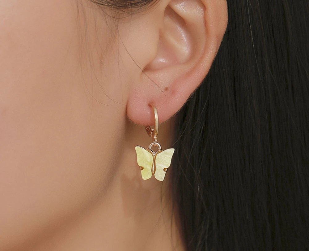 New Women Fashion Sweet Animal Earrings Acrylic Colorful Butterfly Hoop Earrings