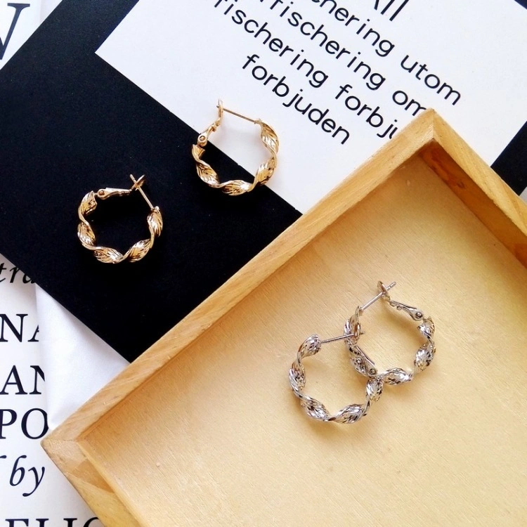 High Quality Charm Jewelry 18K Gold Plated Brass Twisted Circle Hoop Earrings