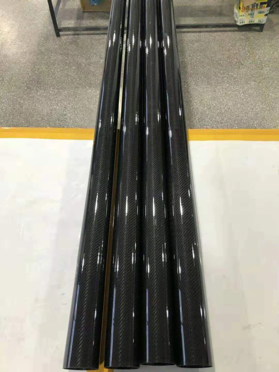 Roll Wrapped 8000mm 3K Plain/Glossy/Matte Carbon Fiber Tube Made in China